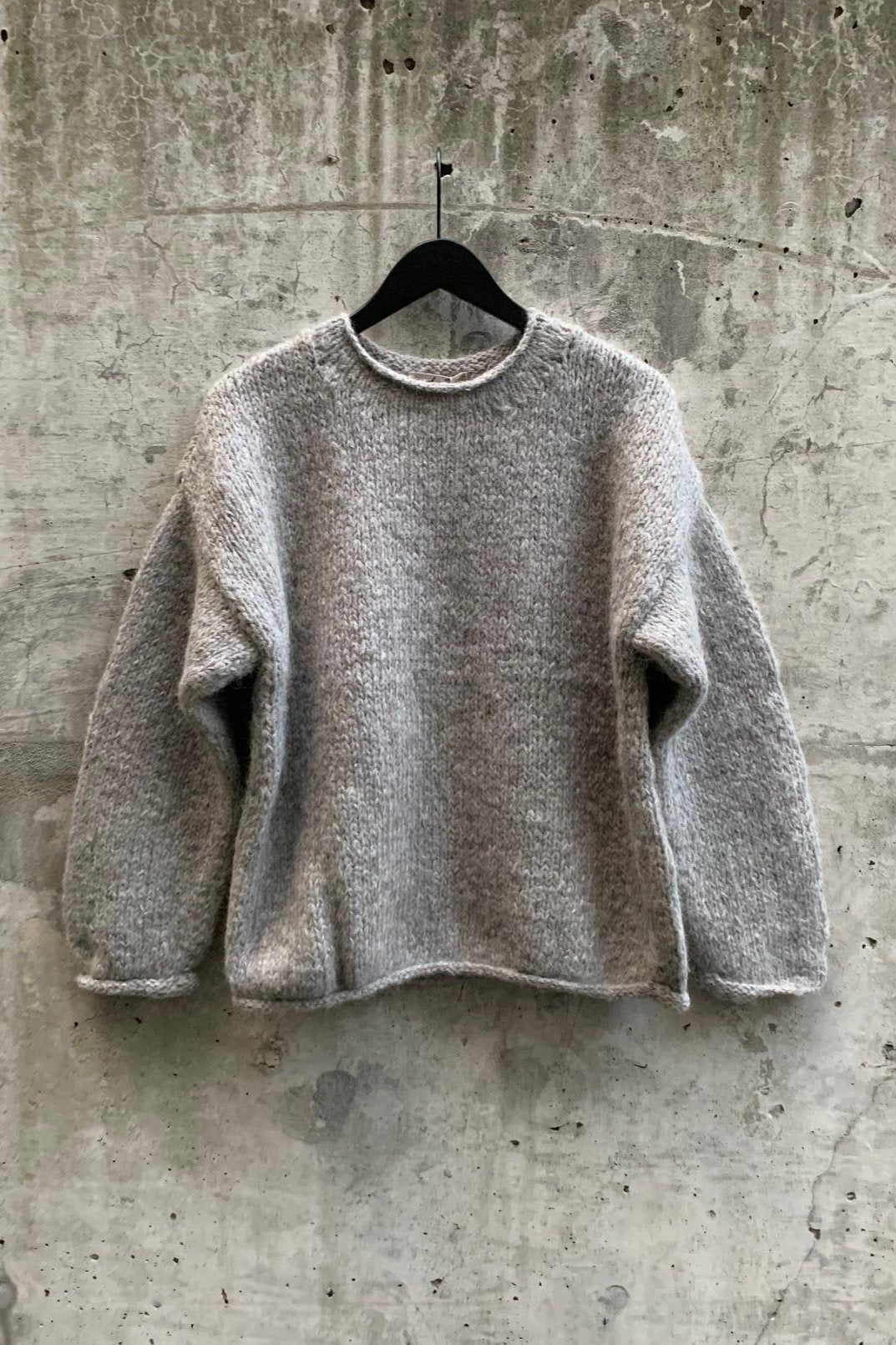 SURI PERU HAND-KNIT PULLOVER | GRAY