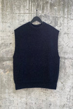 Load image into Gallery viewer, RIDGE KNITTING VEST | MULTIPLE COLOURWAYS
