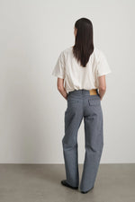 Load image into Gallery viewer, LANGE LASSO | INDIGO WHITE STRIPE

