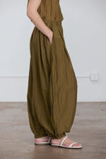 Load image into Gallery viewer, AKARI PANTS | MULTIPLE COLOURWAYS
