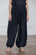 Load image into Gallery viewer, AKARI PANTS | MULTIPLE COLOURWAYS
