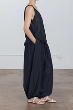 Load image into Gallery viewer, AKARI PANTS | MULTIPLE COLOURWAYS
