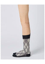 Load image into Gallery viewer, JACQUARD CHECK SOCKS | BLACK
