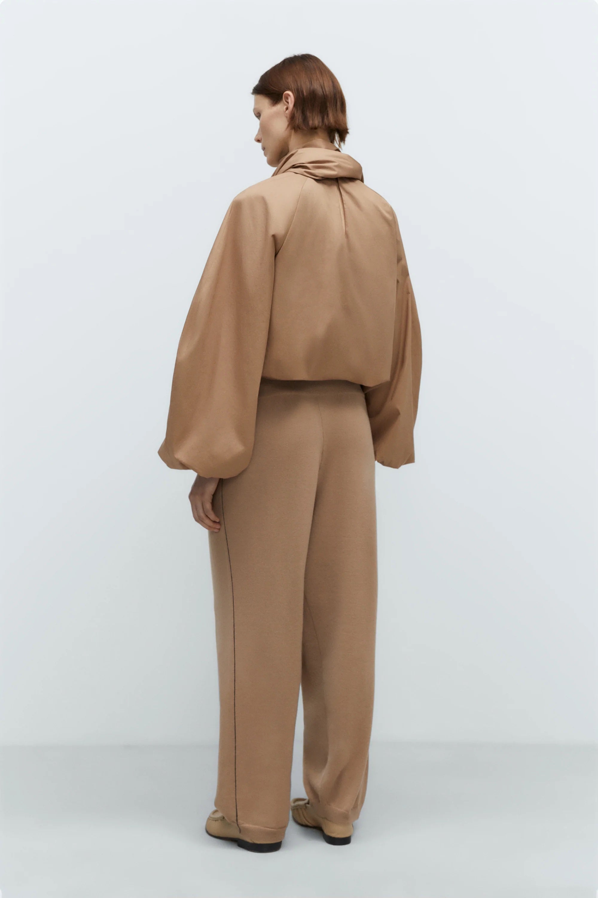 MERINO WOOL STRAIGHT PANTS | CAMEL