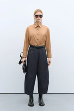 Load image into Gallery viewer, CURVED DENIM | BLACK

