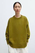 Load image into Gallery viewer, MERINO WOOL OVERSIZED SWEATER | WOODBINE
