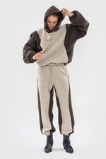 Load image into Gallery viewer, FOOFY DUAL HOODIE | BEIGE x MOCHA
