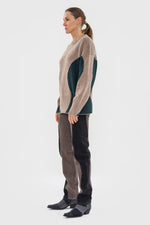 Load image into Gallery viewer, WAVY JEANS WITH CONTRAST SIDELINES | WASHED CHESTNUT x BLACK
