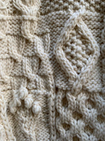 Load image into Gallery viewer, HANDKNIT PULLOVER | CREAM
