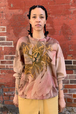 Load image into Gallery viewer, SWEATSHIRT | ROSES PRINT
