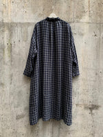 Load image into Gallery viewer, LINEN GINGHAM SHIRTDRESS | CHARCOAL
