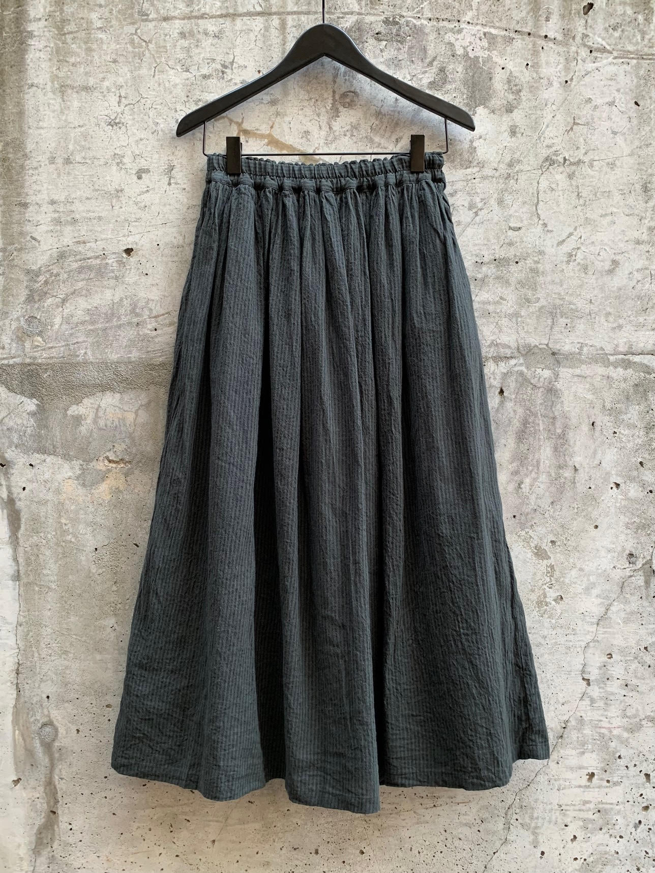 STRIPE SKIRT | CHARCOAL
