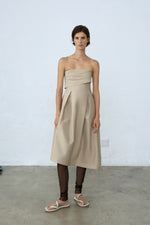 Load image into Gallery viewer, STRAPLESS DRESS | TOASTED
